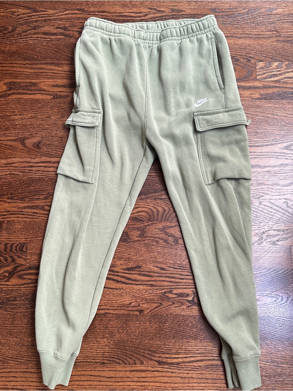 Nike Women’s Olive Green Cargo Sweatpants